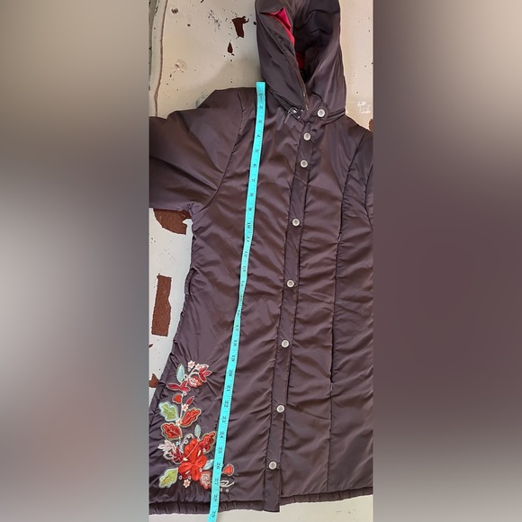 Girls winter Coat with removable hood - Picture 2 of 4